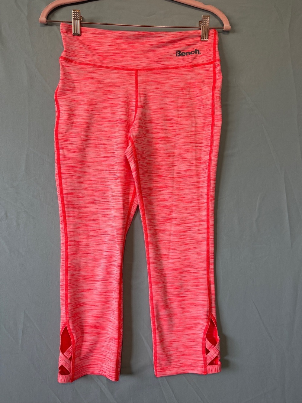 Bench Womens Crop Leggings Size S Coral Criss Cross Ankle Yoga Gym Athleisure